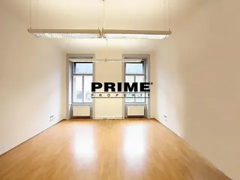 Pronájem kanceláře, Praha - Smíchov, Štefánikova, 63 m2