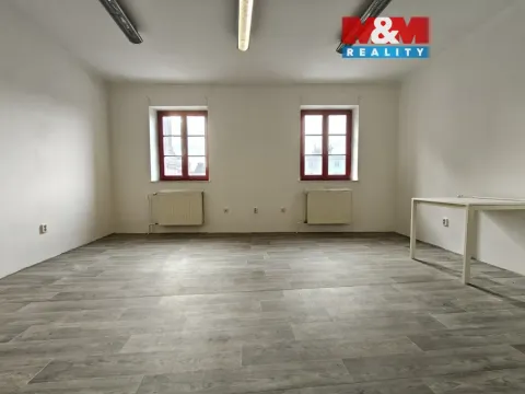 Pronájem bytu 2+kk, Opava - Město, Dolní náměstí, 94 m2