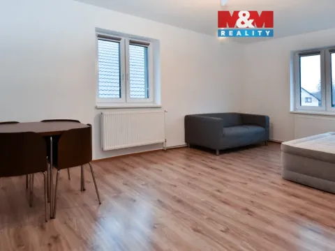 Pronájem bytu 2+1, Jestřebí, 58 m2