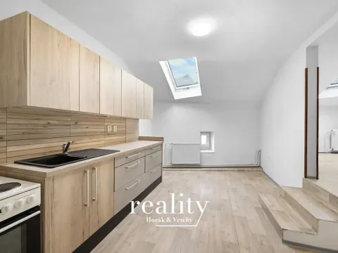 Pronájem bytu 3+1, Jihlava, Židovská, 102 m2