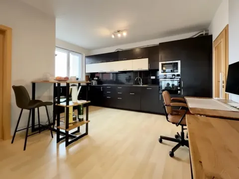 Prodej bytu 2+kk, Praha - Letňany, Miroslava Hajna, 63 m2