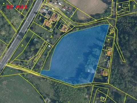 Prodej komerčního pozemku, Liběchov, 7548 m2