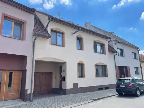 Dražba rodinného domu, Staré Město, Jezuitská, 126 m2
