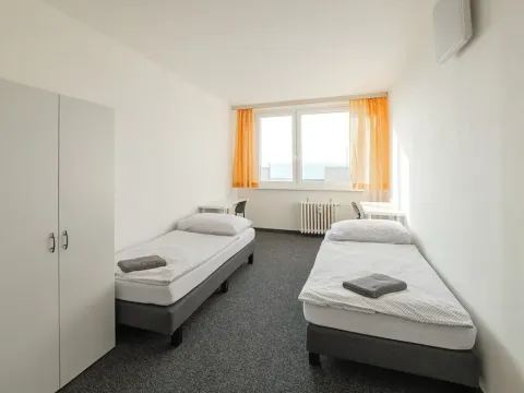 Pronájem - jiné, Praha - Modřany, Kutilova, 12 m2