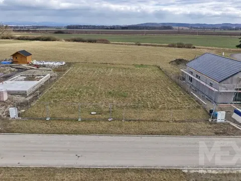 Prodej pozemku pro bydlení, České Meziříčí, V Poli, 870 m2