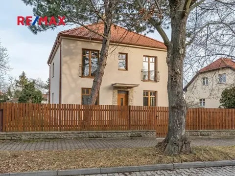 Prodej rodinného domu, Praha - Běchovice, Na Korunce, 235 m2