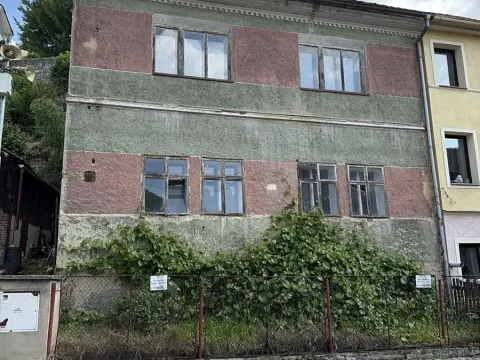 Dražba domu, Úštěk, 104 m2