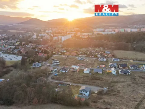 Prodej pozemku pro bydlení, Klášterec nad Ohří - Miřetice u Klášterce nad Ohří, 874 m2