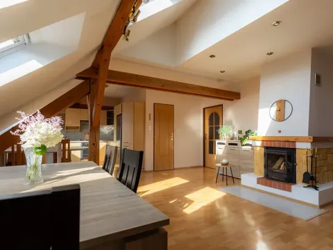 Prodej bytu 6+kk a větší, Ostrava, Korunní, 151 m2