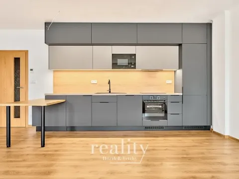 Pronájem bytu 1+kk, Znojmo, Kosmákova, 58 m2