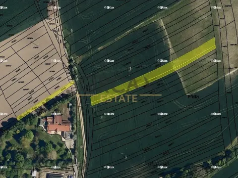 Prodej podílu pole, Nesovice, 1107 m2