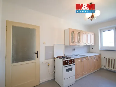 Pronájem bytu 3+1, Rožnov pod Radhoštěm, Náměstí Míru, 70 m2