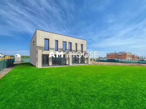 Prodej rodinného domu, Praha - Březiněves, Zvěřinových, 154 m2