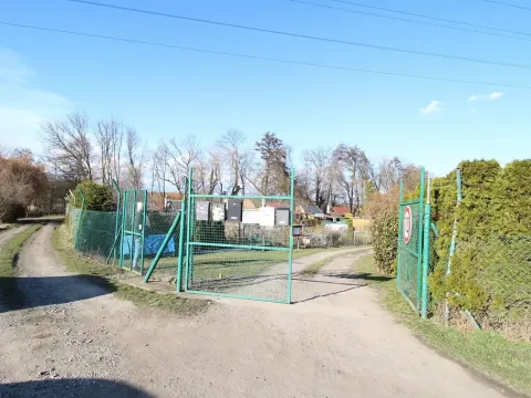 Prodej chaty, Slaný, 16 m2