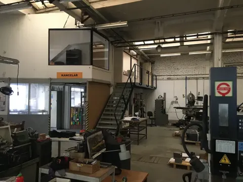 Pronájem výrobních prostor, Brno, Valchařská, 340 m2