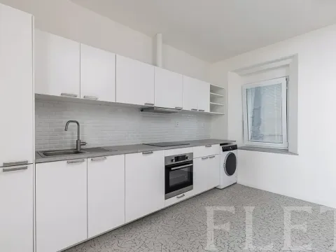 Prodej bytu 2+1, Praha - Libeň, U svobodárny, 56 m2