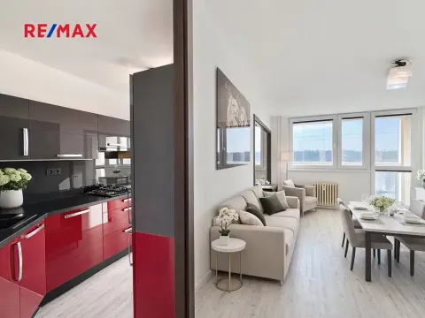 Prodej bytu 3+1, Kladno, Vašíčkova, 77 m2