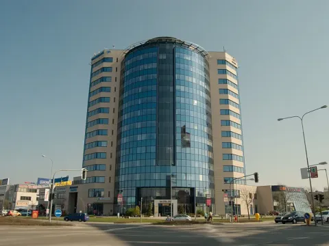 Pronájem kanceláře, Brno, Heršpická, 692 m2