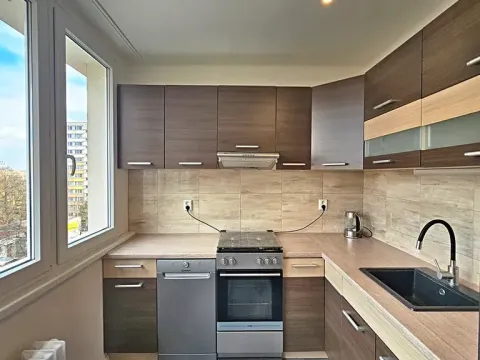 Pronájem bytu 2+1, Kolín, Dělnická, 60 m2