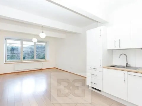 Pronájem bytu 1+kk, Praha - Lochkov, U sladovny, 34 m2