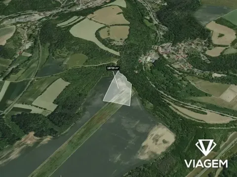 Prodej pole, Zákolany, 18720 m2