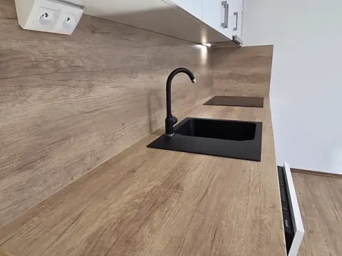 Pronájem bytu 2+kk, Ústí nad Labem, Na Kohoutě, 42 m2