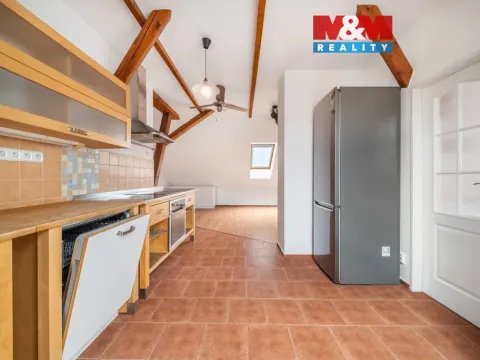 Prodej bytu 1+kk, Mníšek pod Brdy, 5. května, 55 m2