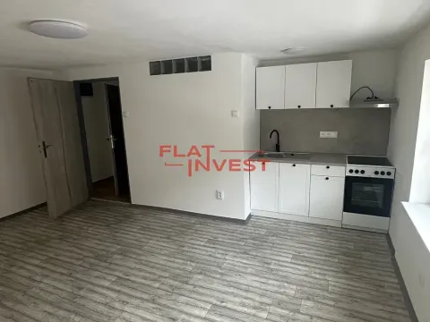 Pronájem bytu 1+kk, Benešov nad Ploučnicí, Nádražní, 27 m2