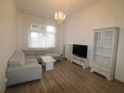 Prodej bytu 3+1, Karlovy Vary, nábřeží Jana Palacha, 77 m2
