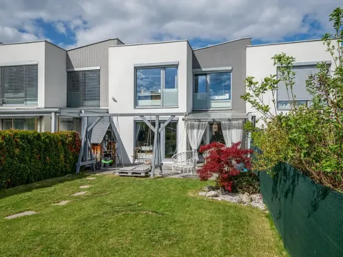 Prodej rodinného domu, Praha - Cholupice, Zálužická, 153 m2