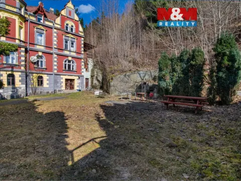 Prodej činžovního domu, Janov nad Nisou, 400 m2