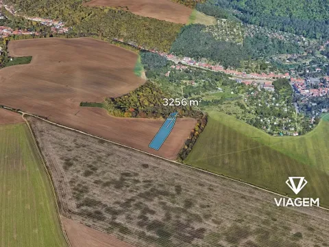 Prodej podílu pole, Brno, 1628 m2
