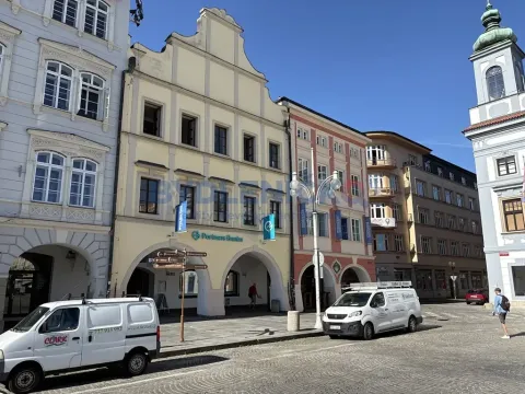 Pronájem kanceláře, České Budějovice, nám. Přemysla Otakara II., 90 m2