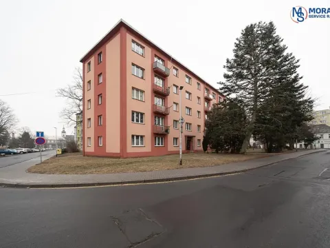 Prodej bytu 2+1, Bruntál, Jesenická, 53 m2