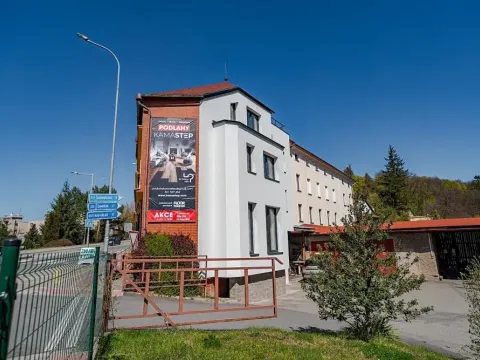 Pronájem skladu, Choceň, Husova, 230 m2