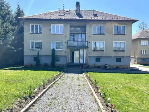 Prodej bytu 3+1, Líšťany - Luhov, 70 m2