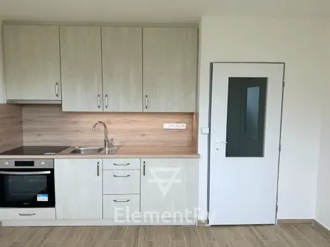 Pronájem bytu 2+kk, Hořice, Žerotínova, 29 m2