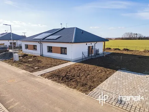 Pronájem rodinného domu, Hnojice, 97 m2