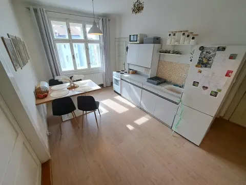 Pronájem bytu 2+kk, Hradec Králové, Škroupova, 52 m2