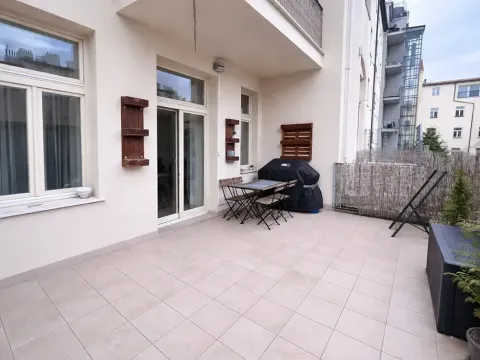 Pronájem bytu 2+kk, Praha - Bubeneč, Korunovační, 36 m2