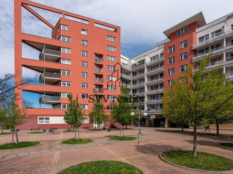 Prodej bytu 2+kk, Praha - Hlubočepy, Trnkovo náměstí, 43 m2