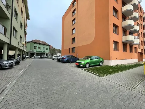 Pronájem komerční nemovitosti, Uherské Hradiště, Dlouhá, 19 m2