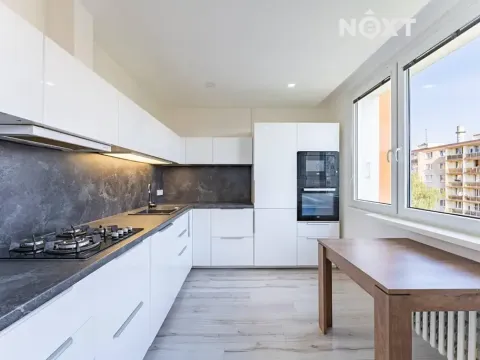 Pronájem bytu 3+1, Šumperk, Čajkovského, 77 m2