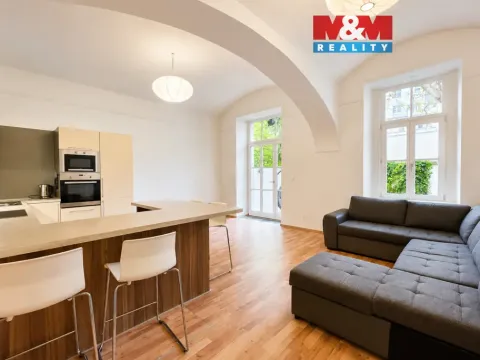 Prodej bytu 4+kk, Praha - Nové Město, Pod Slovany, 85 m2