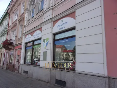 Pronájem obchodního prostoru, Teplice, Benešovo náměstí, 190 m2