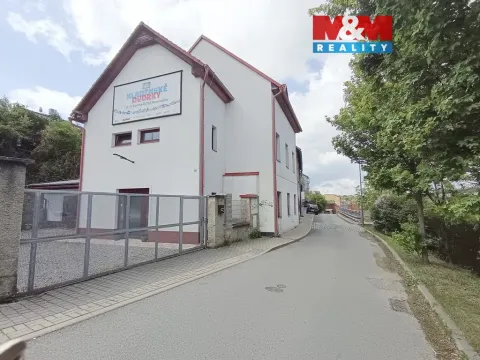 Pronájem bytu 2+1, Kladno, V. Burgra, 40 m2