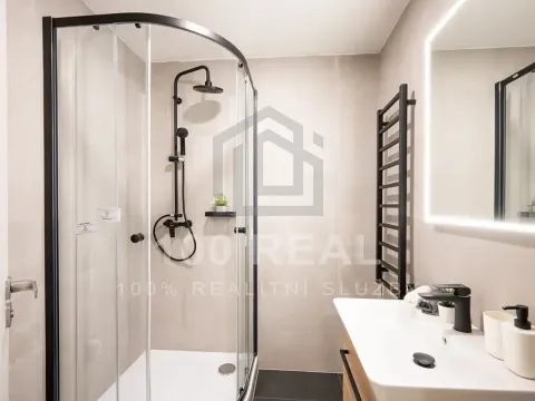 Pronájem bytu 3+kk, Hradec Králové, náměstí 28. října, 74 m2