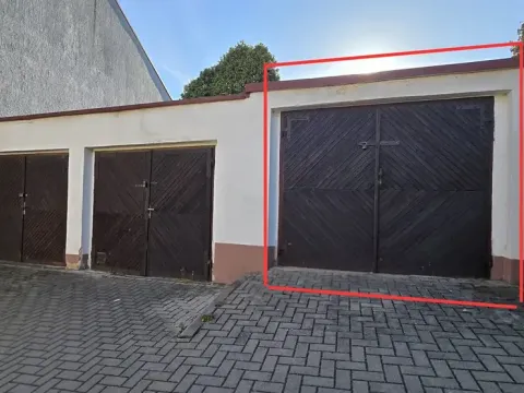 Pronájem garáže, Krupka, Příčná, 20 m2