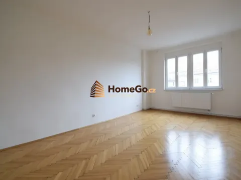 Pronájem bytu 3+1, Praha - Nusle, U gymnázia, 95 m2