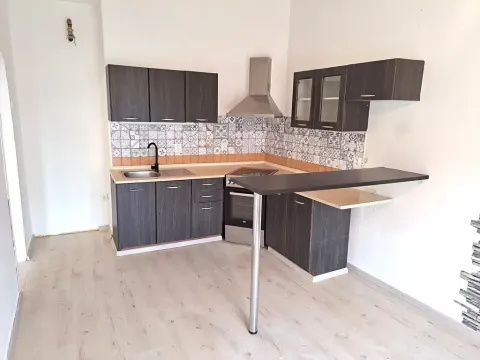 Pronájem bytu 2+1, Hradec Králové, U Koruny, 75 m2